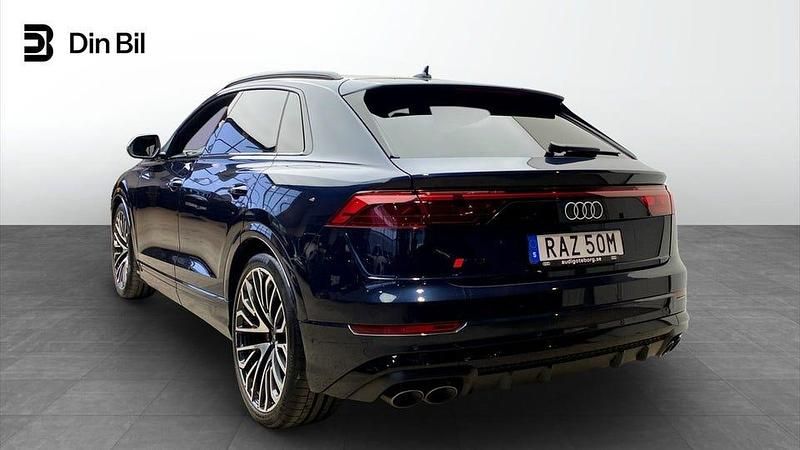 Begagnad Audi S8 Advanced 507 HK (372 kW) 2024 Waitomoblå metallic Sedan