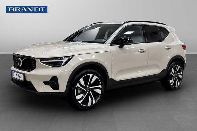 Begagnad 2025 Volvo XC40 SUV | 469 900 kr - Bild 1/4