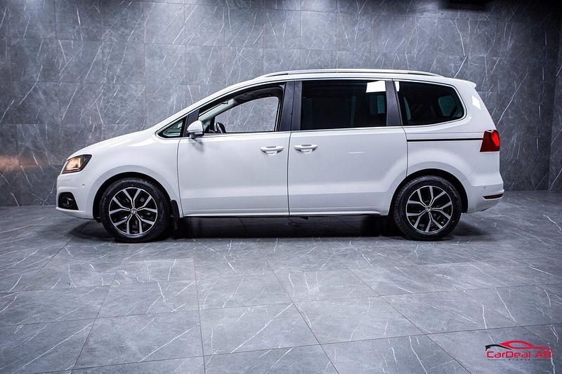 Begagnad Seat Alhambra Ecomotive 141 HK (103 kW) 2014 Vit Minibuss