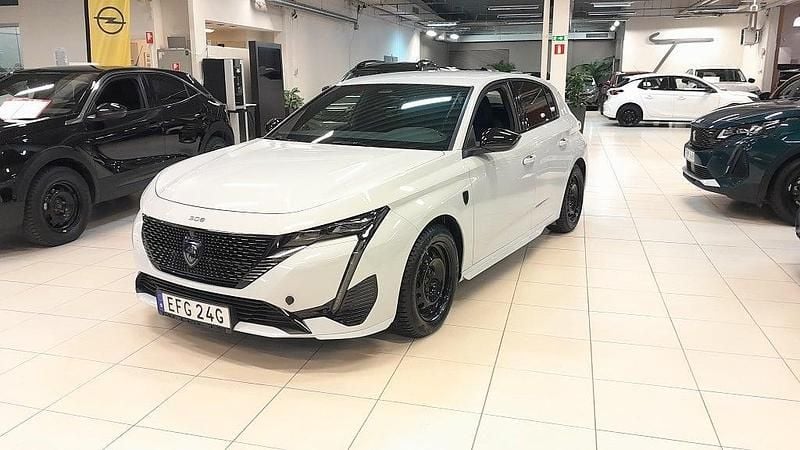 Vit okenite Begagnad 2023 Peugeot 308 GTi Halvkombi | 229 800 kr (Marknadspris) - Bild 1/4