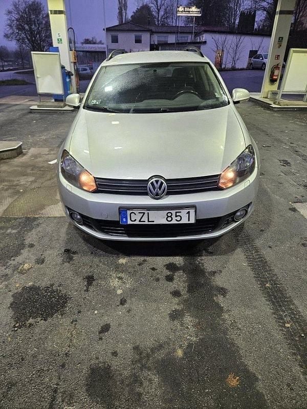 Begagnad 2011 VW Golf Kombi | 44 000 kr (Marknadspris) - Bild 1/4