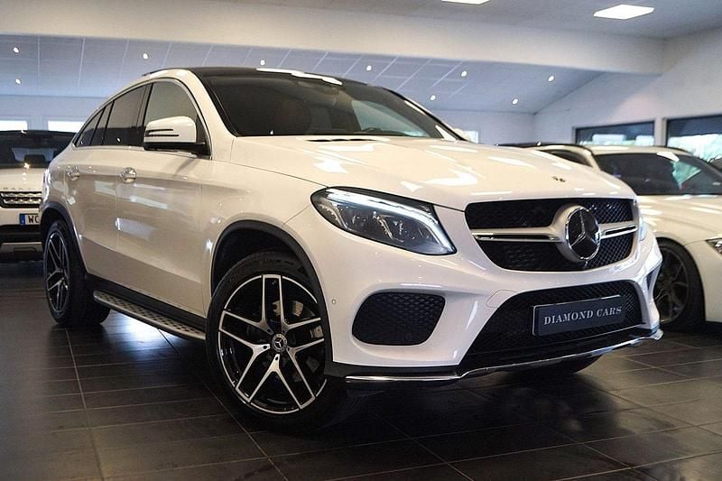 Vit Begagnad 2018 Mercedes GLE350 AMG Sportkupé | 399 900 kr (Marknadspris) - Bild 1/4