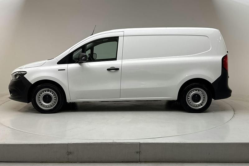 Begagnad Mercedes eCitan 89 kW (122 HK) 2023 Vit