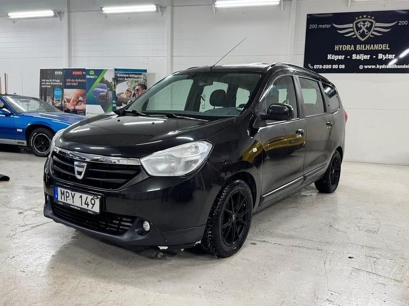 Begagnad Dacia Lodgy 116 HK (85 kW) 2015 Svart Minibuss