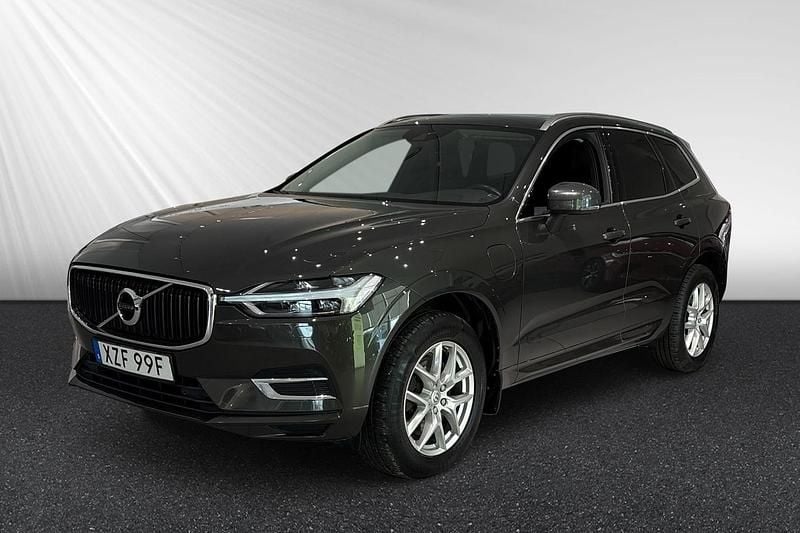 Begagnad Volvo XC60 Momentum 392 HK (288 kW) 2020 Grå SUV