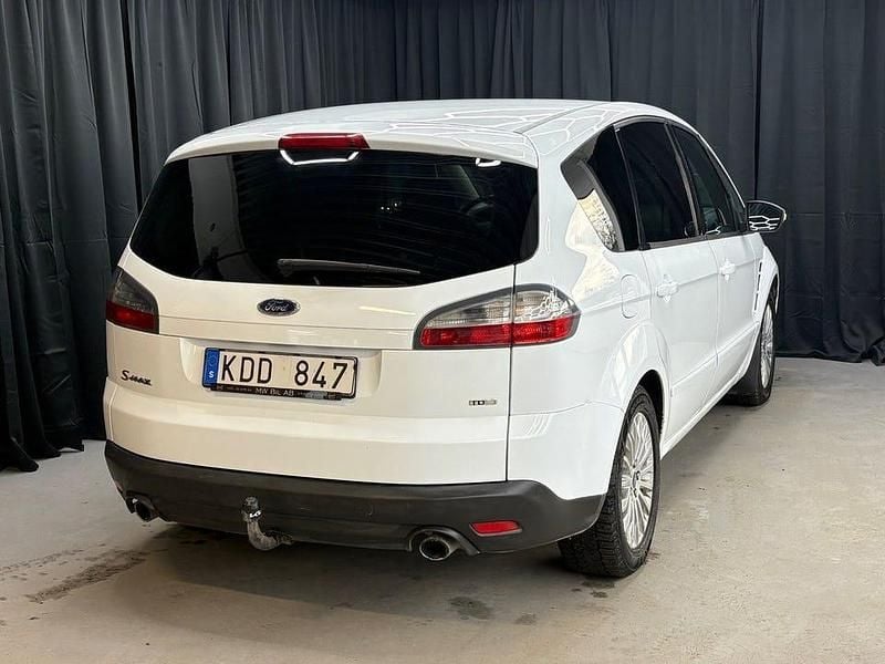 Begagnad Ford S-MAX S 175 HK (128 kW) 2010 Vit Minibuss