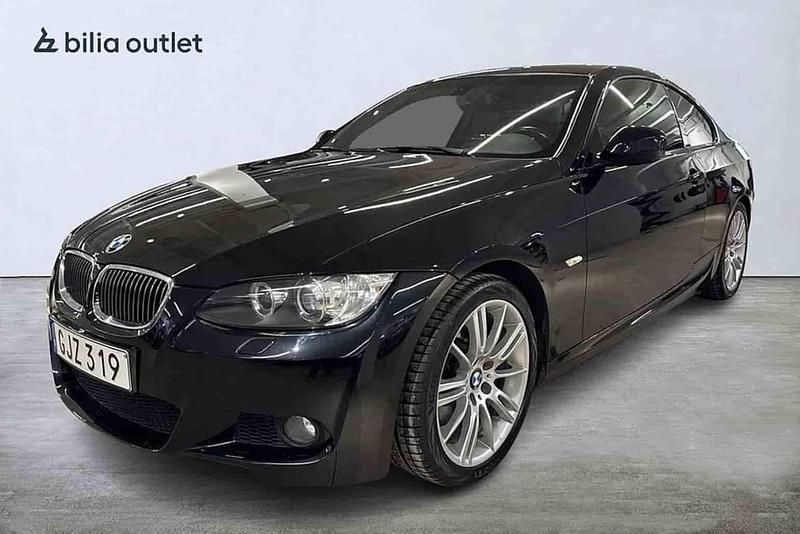 Begagnad BMW 325 218 HK (160 kW) 2010 Svart Sportkupé