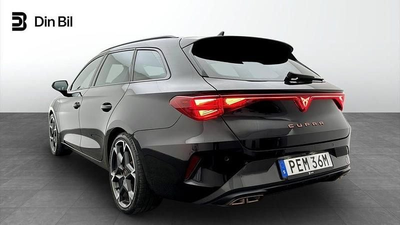 Begagnad Cupra Leon VZ 177 HK (130 kW) 2025 Midnight black metallic