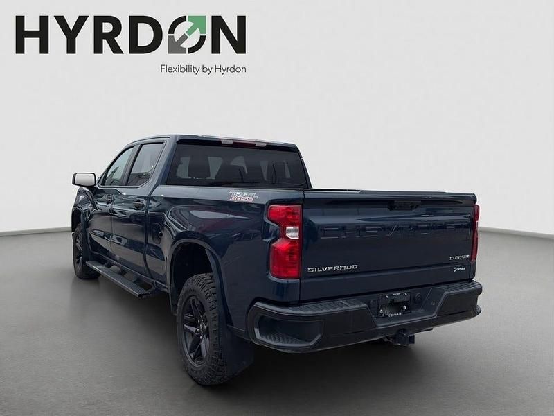 Begagnad Chevrolet Silverado 310 HK (228 kW) 2023 Blå Pickup