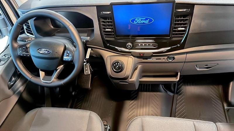 Ny Ford Transit 129 HK (94 kW) 2026 Frozen white