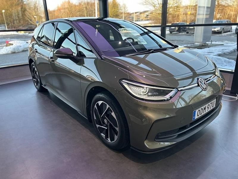 Ny VW ID.3 Pro Performance 239 kW (326 HK) 2026 Grön Halvkombi