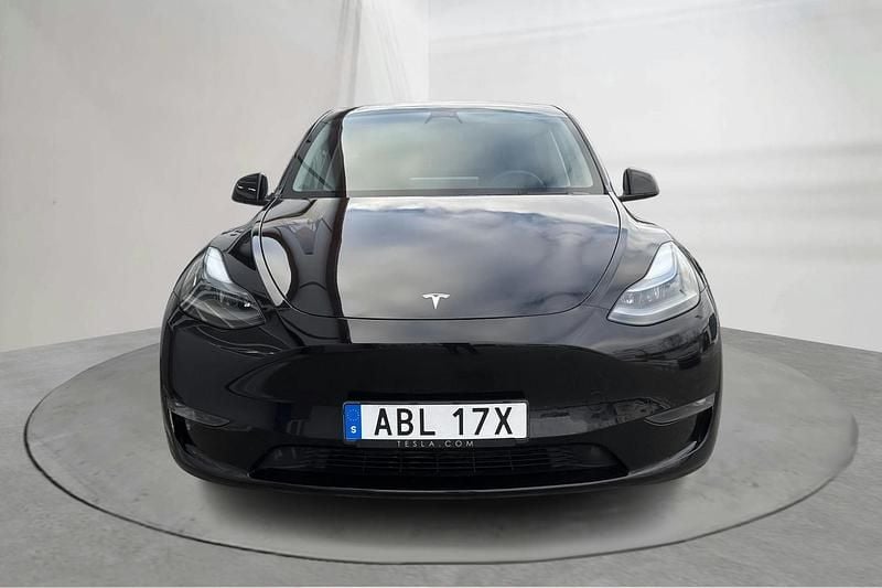 Begagnad Tesla Model Y Performance 392 kW (534 HK) 2024 Svart SUV