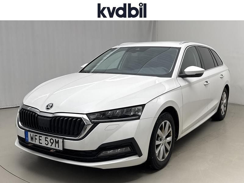 Vit Begagnad 2022 Skoda Octavia Ambition Kombi | 205 000 kr (Superpris) - Bild 1/3