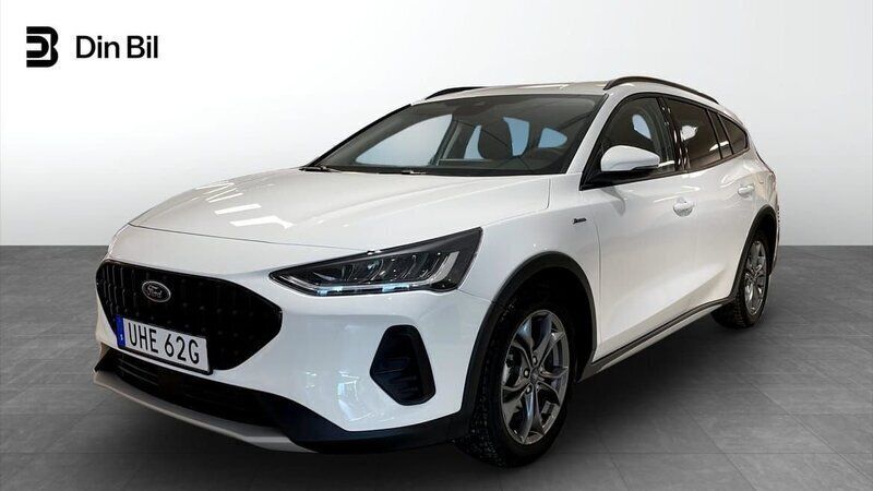 Vit Begagnad 2023 Ford Focus Active Kombi | 219 000 kr (Bra pris) - Bild 1/4