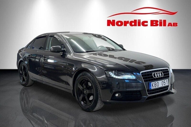 Mörkgrå (grå) Begagnad 2010 Audi A4 Proline Sedan | 109 900 kr (Lite dyr) - Bild 1/4