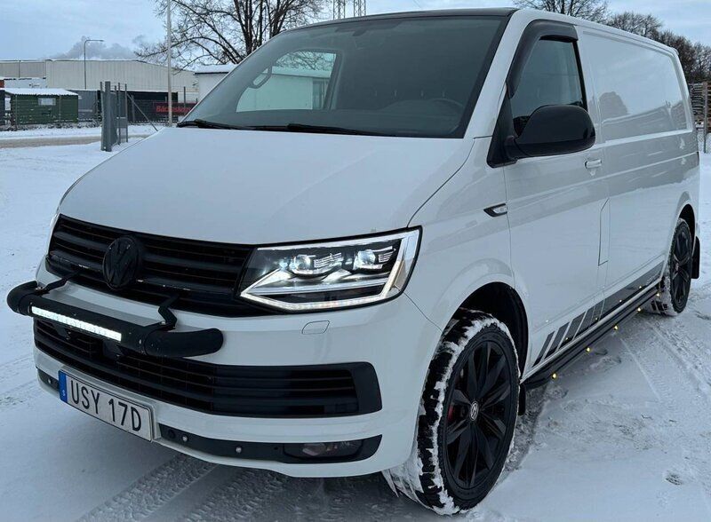 Vit Begagnad 2019 VW T6.1 Edition Van | 398 750 kr (Marknadspris) - Bild 1/4