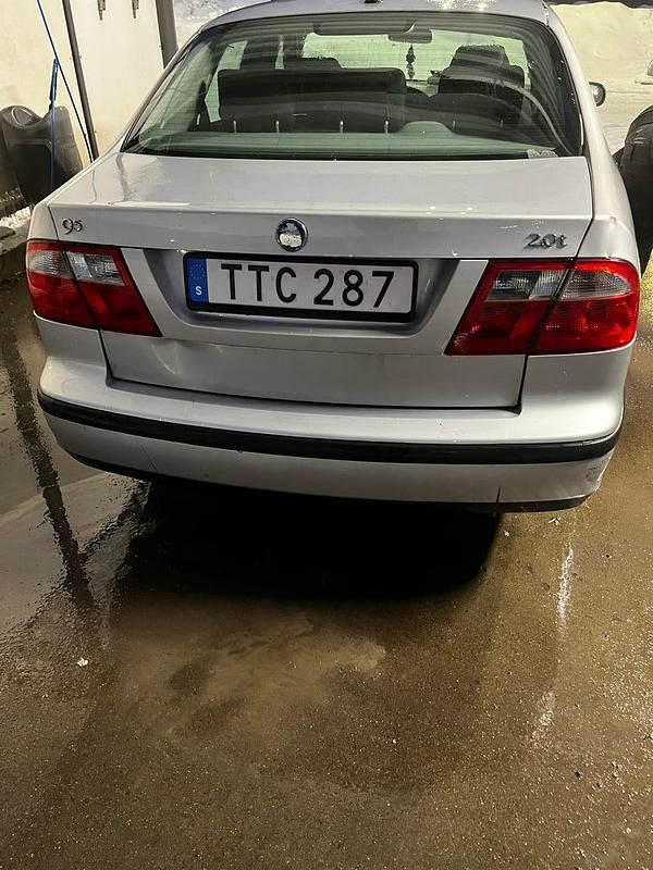 Begagnad Saab 9-5 150 HK (110 kW) 2003