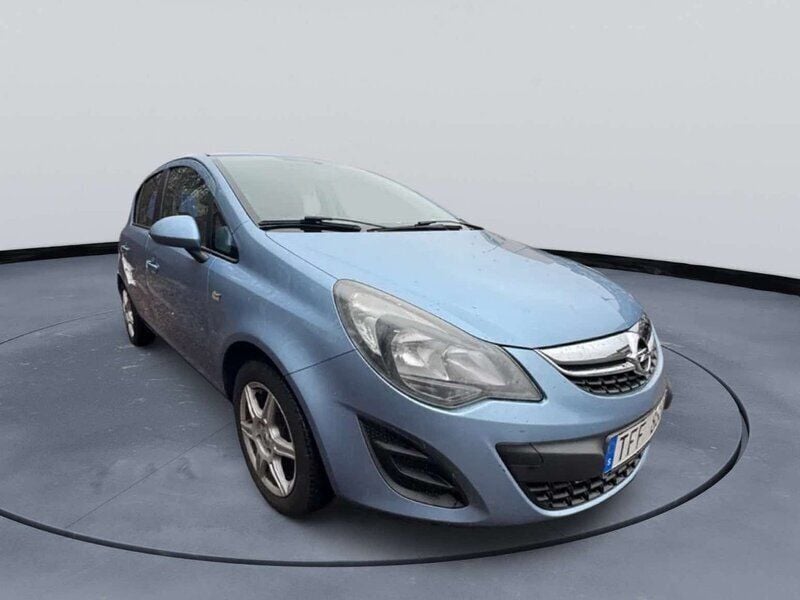 Blå Begagnad 2014 Opel Corsa Enjoy Halvkombi | 49 900 kr - Bild 1/4