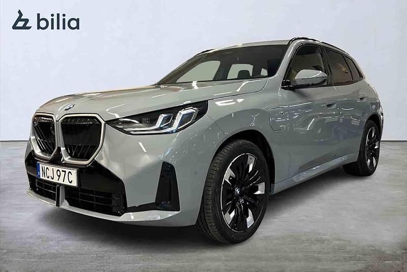 Grå Begagnad 2026 BMW X3 SUV | 729 000 kr - Bild 1/1
