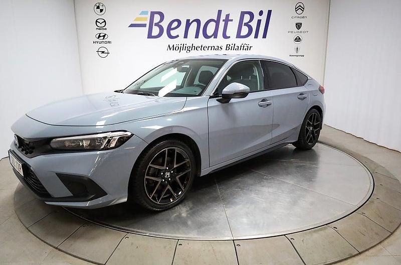Begagnad Honda Civic 184 HK (135 kW) 2023 Grå Halvkombi