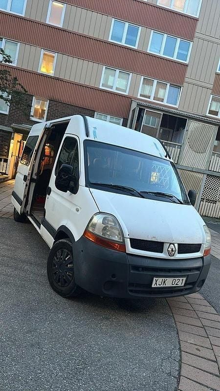 Vit Begagnad 2006 Renault Master Van | 50 000 kr (Lite dyr) - Bild 1/4