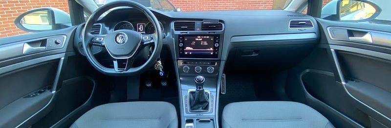 Begagnad VW Golf VII 110 HK (80 kW) 2018