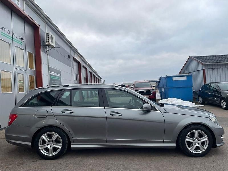 Begagnad Mercedes C220 AMG 170 HK (125 kW) 2012 Silver Kombi