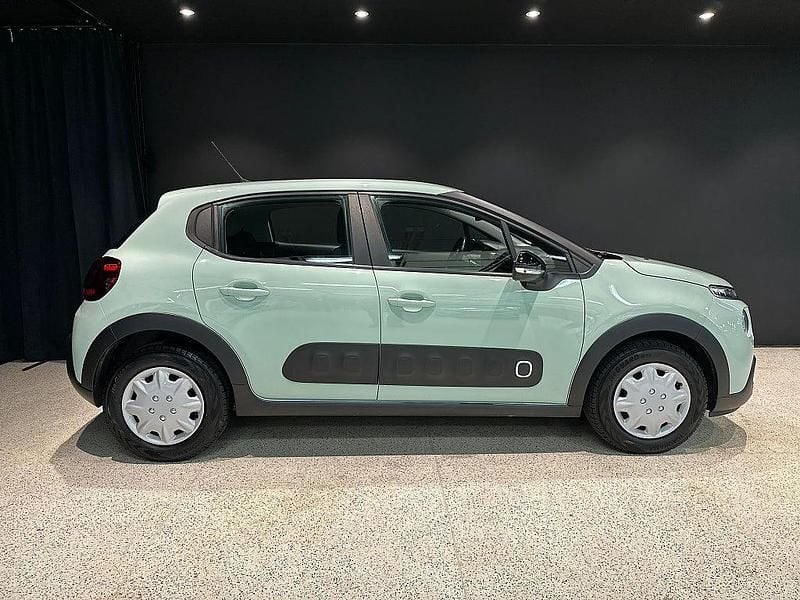 Begagnad Citroën C3 PureTech 83 HK (61 kW) 2020 Grön Halvkombi
