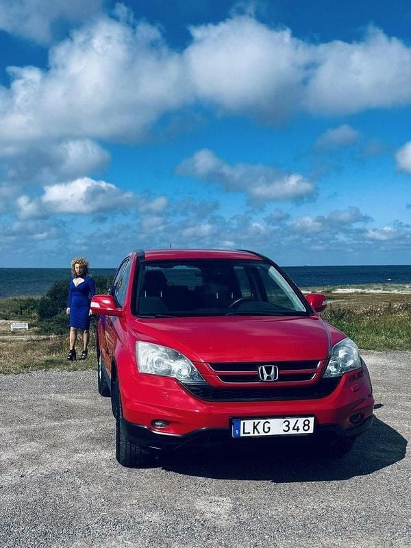 Röd Begagnad 2011 Honda CR-V SUV | 69 000 kr (Marknadspris) - Bild 1/4