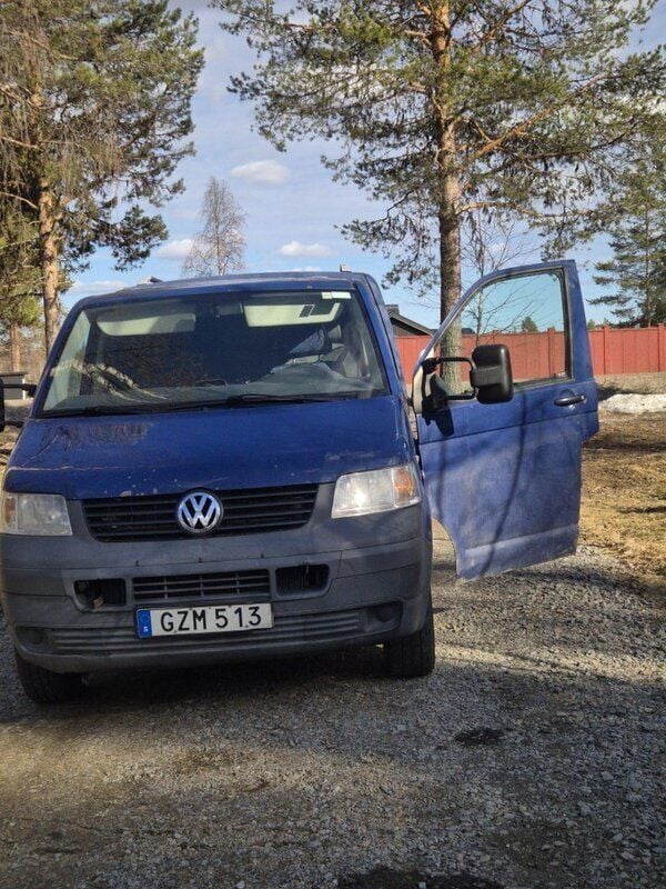 Blå Begagnad 2008 VW T5 Van | 30 000 kr (Bra pris) - Bild 1/2