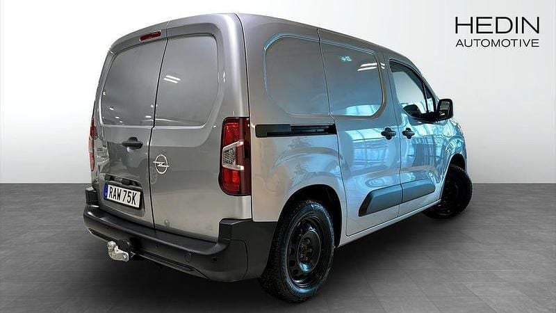 Begagnad Opel Combo 131 HK (96 kW) 2023 Grå Pickup