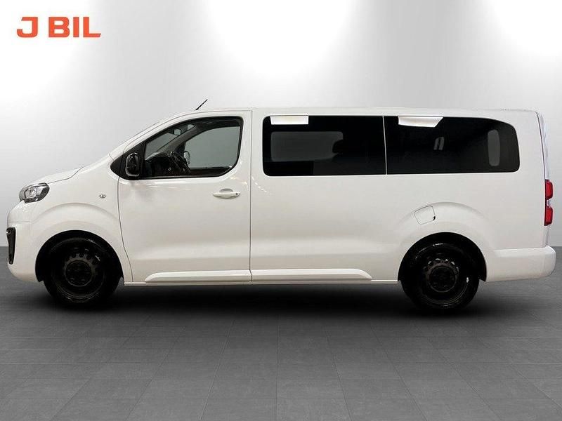 Begagnad Peugeot Traveller Business-Line 144 HK (105 kW) 2022 Vit Minibuss