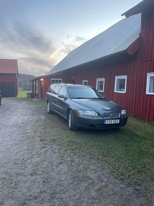 Begagnad 2007 Volvo V70 Kombi | 25 000 kr (Bra pris) - Bild 1/4