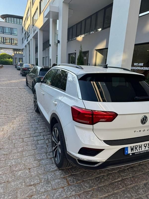 Begagnad 2020 VW T-Roc SUV | 219 000 kr (Bra pris) - Bild 1/4