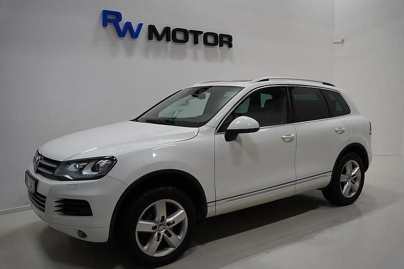 Grön Begagnad 2012 VW Touareg SUV | 164 900 kr (Marknadspris) - Bild 1/4