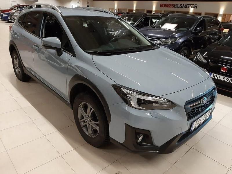 Grå Begagnad 2018 Subaru XV Active SUV | 209 900 kr (Lite dyr) - Bild 1/4