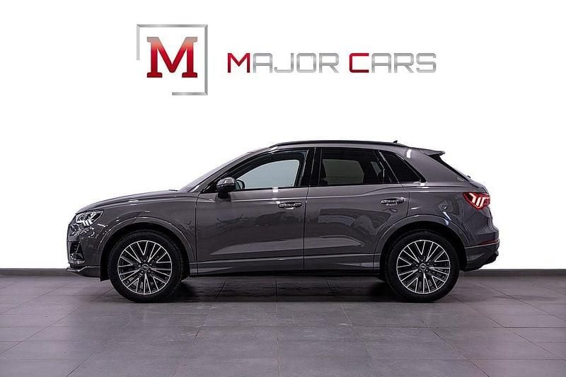 Begagnad Audi Q3 Advanced Plus 150 HK (110 kW) 2024 Grå SUV