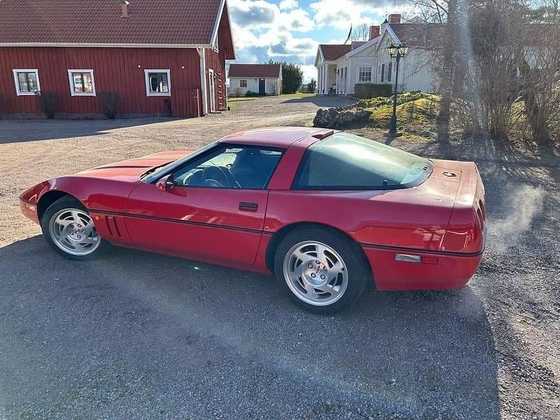 Begagnad Chevrolet Corvette C4 381 HK (280 kW) 1990 Röd Sportkupé