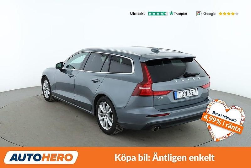 Begagnad Volvo V60 Momentum 192 HK (141 kW) 2018 Grå Kombi