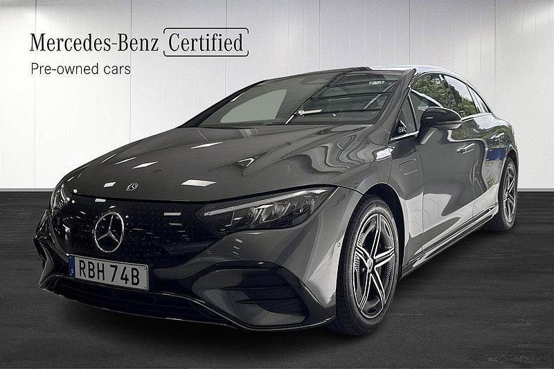 Grå Begagnad 2024 Mercedes EQE350 AMG line Sedan | 629 000 kr - Bild 1/3
