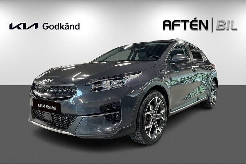 Grå Begagnad 2021 Kia XCeed Advance SUV | 249 800 kr (Marknadspris) - Bild 1/3