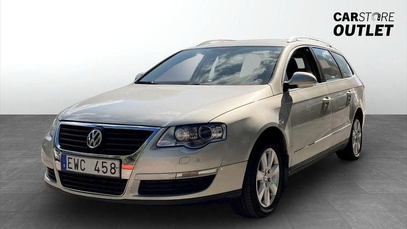 Silver Begagnad 2010 VW Passat Kombi | 49 900 kr (Lite dyr) - Bild 1/4