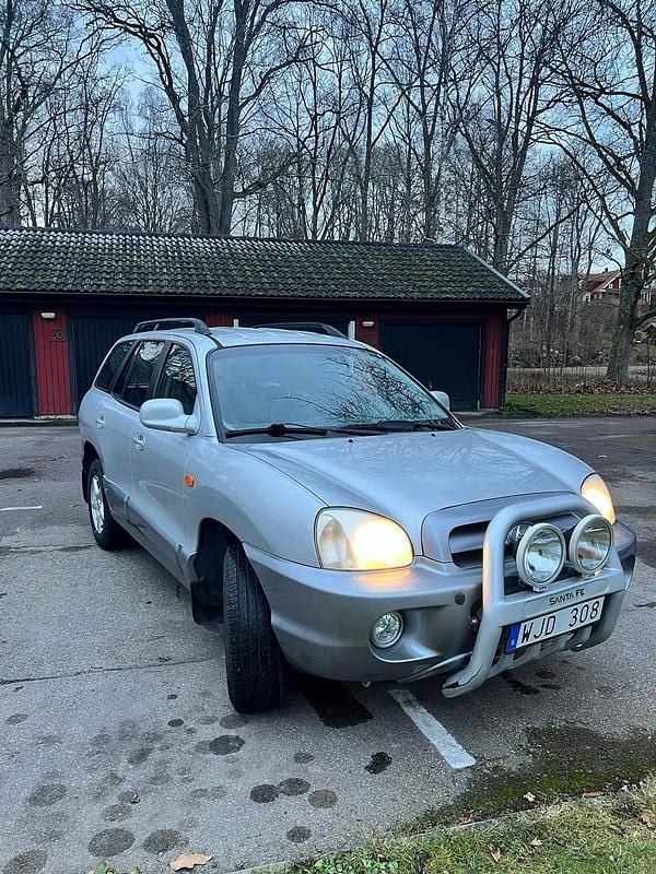 Begagnad 2005 Hyundai Santa Fe SUV | 26 000 kr - Bild 1/4