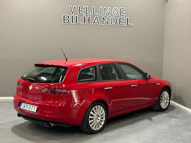 Begagnad Alfa Romeo 159 185 HK (136 kW) 2007 Röd Kombi