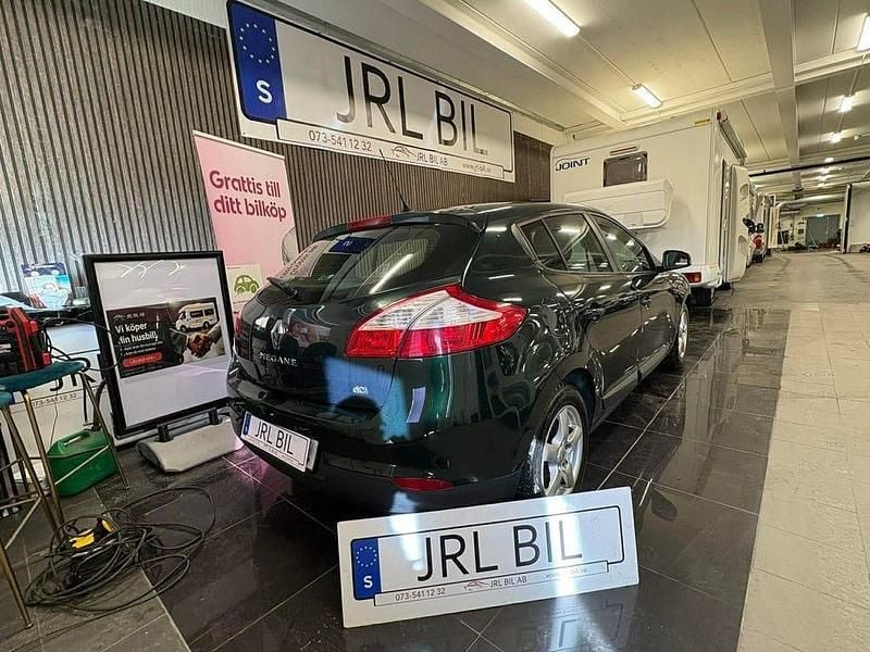 Begagnad Renault Mégane III 90 HK (66 kW) 2011 Grön