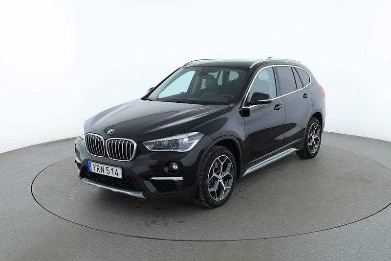 Svart Begagnad 2018 BMW X1 SUV | 192 000 kr (Bra pris) - Bild 1/3