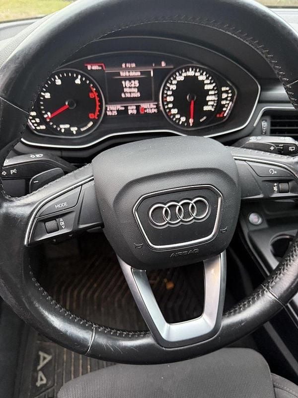 Grön Begagnad 2017 Audi A4 Allroad Kombi | 189 000 kr (Marknadspris) - Bild 1/4