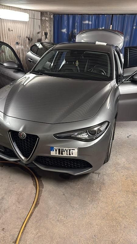 Begagnad Alfa Romeo Giulia 280 HK (205 kW) 2019