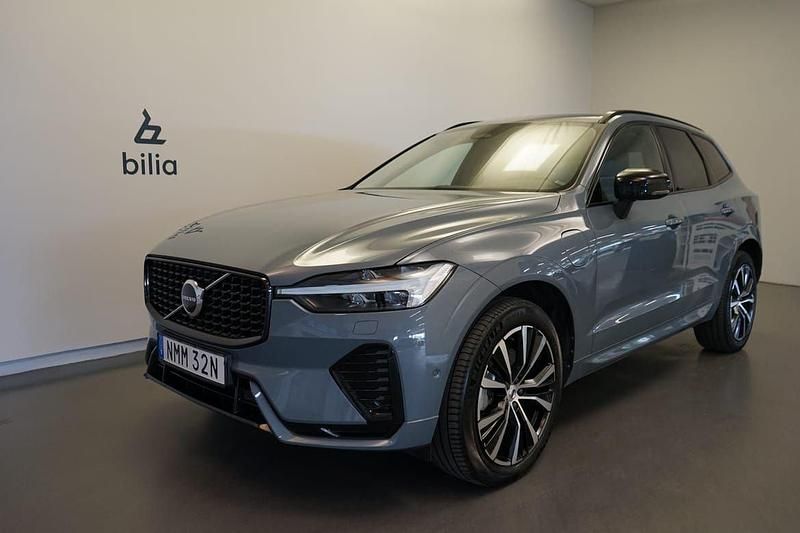 Grå Begagnad 2022 Volvo XC60 Ultimate SUV | 569 500 kr - Bild 1/3