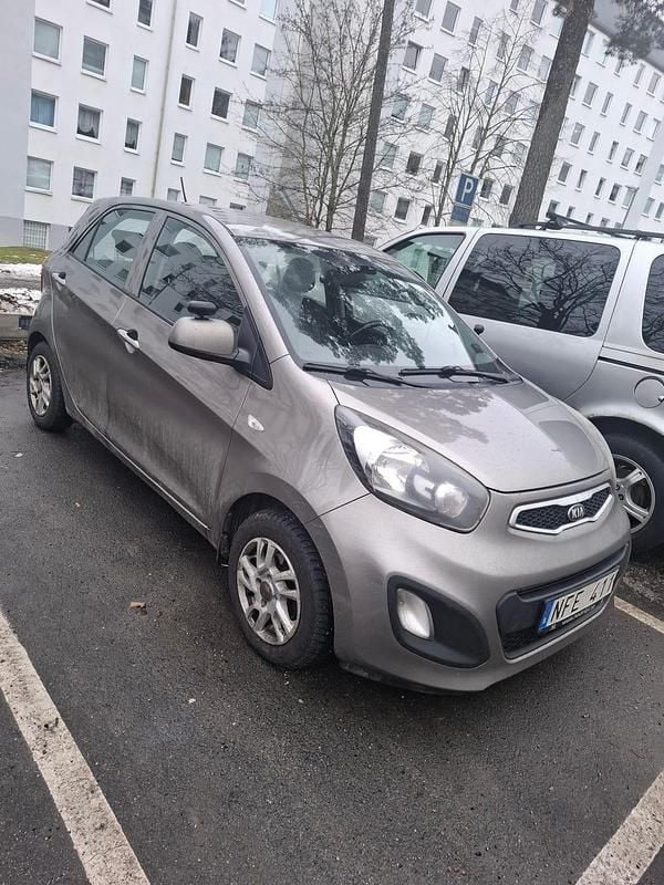 Begagnad Kia Picanto 68 HK (50 kW) 2013 Halvkombi